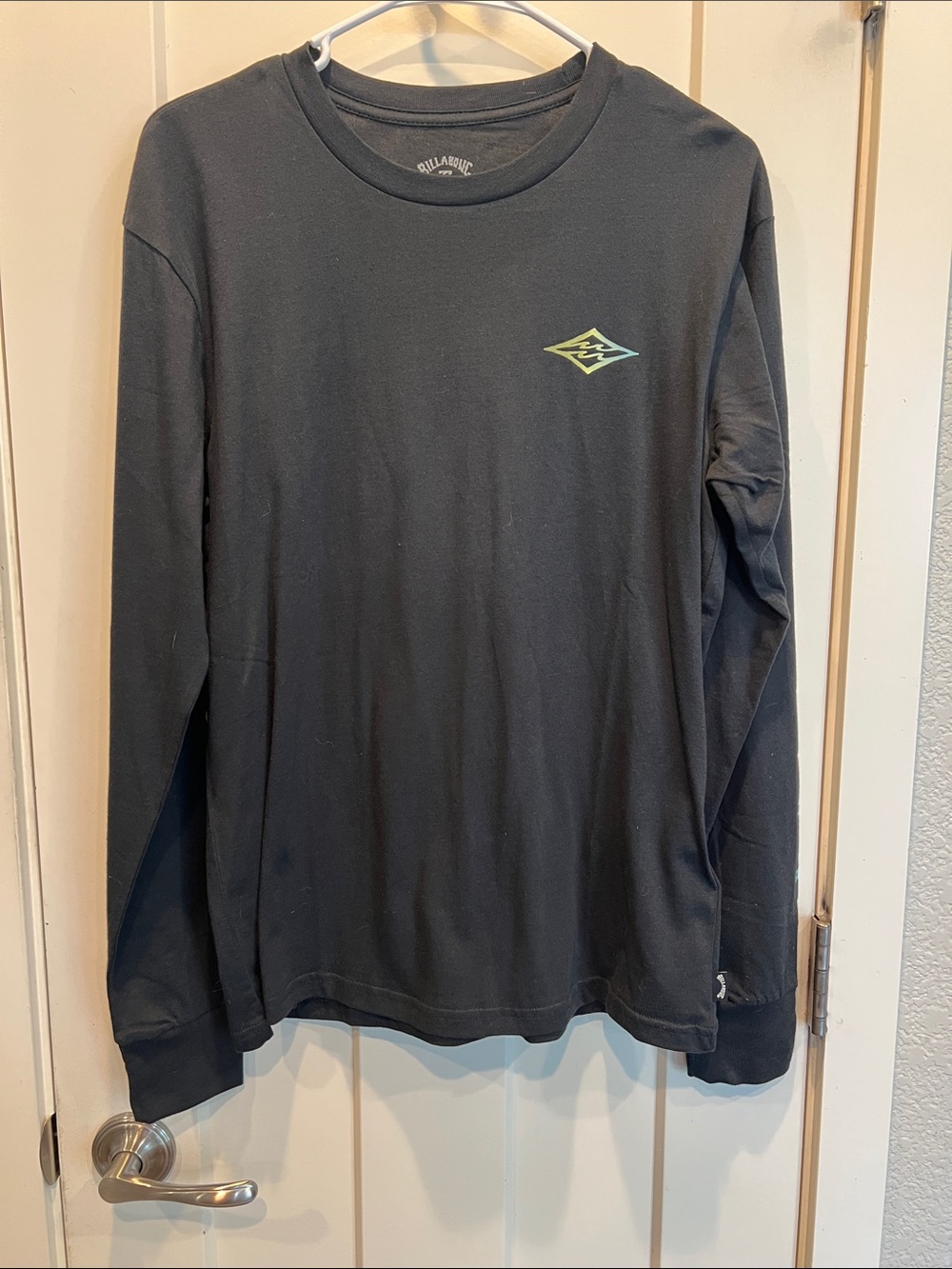 Billabong Men’s Long Sleeve Black Tee with Green Logo